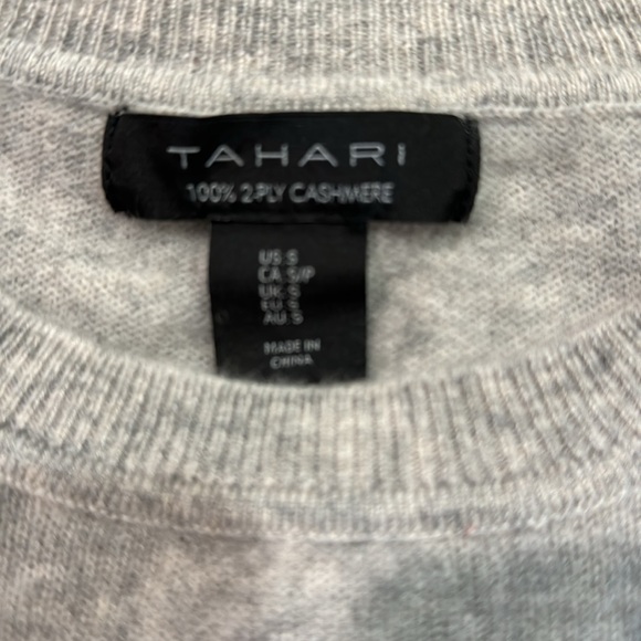 TAHARI light gray cashmere line sleeve sweater, NWOT - Picture 5 of 5